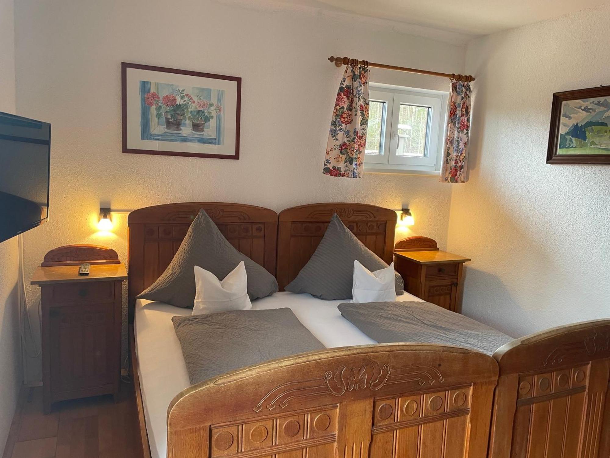 Gasthof Martinihof Latschach ober dem Faakersee Ngoại thất bức ảnh