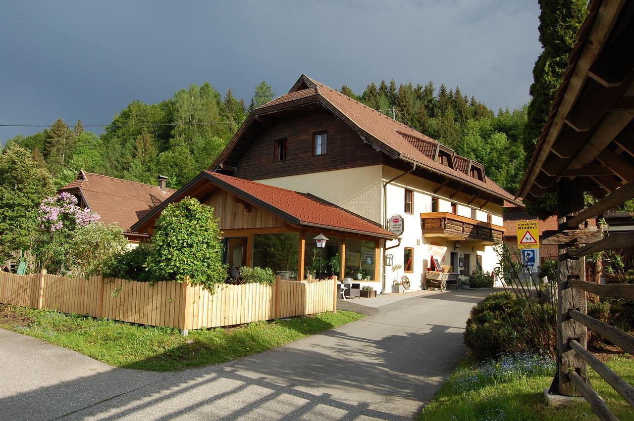 Gasthof Martinihof Latschach ober dem Faakersee Ngoại thất bức ảnh